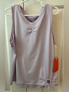 Freely Big Girls Lavender Tank Top
Sz M
NWT